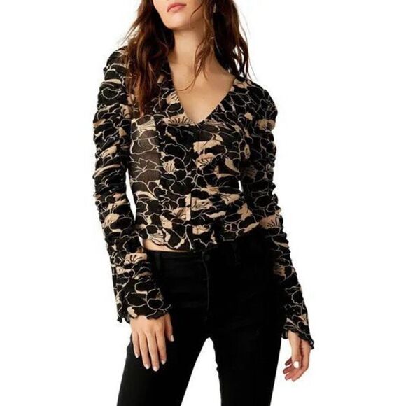 ✨Free People Through the Meadow Sz Small Top✨ - Picture 1 of 9
